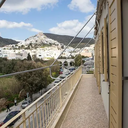 דירה Dounavis Homes - The Ano Syros View ארמופוליס