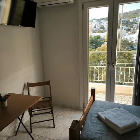 Dounavis Homes - The Ano Syros View ארמופוליס