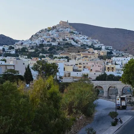 Apartment Dounavis Homes - The Ano Syros View *